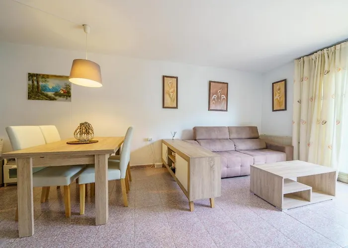 Tatil Evi Homeholidaysrentals Anglada - Costa Barcelona