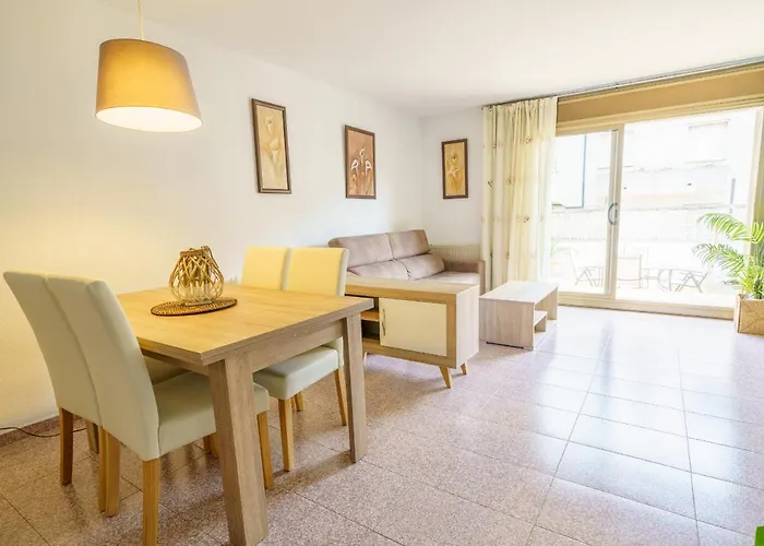 Homeholidaysrentals Anglada - Costa Barcelona * Santa Susanna